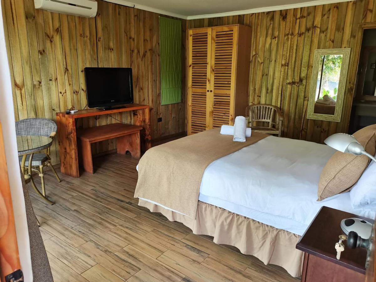 Te Ariki - Adults Only Hotel Hanga Roa Bagian luar foto