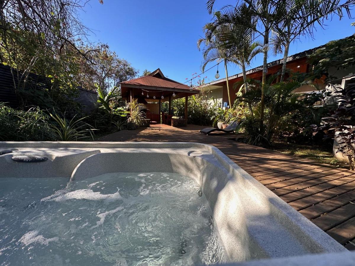 Te Ariki - Adults Only Hotel Hanga Roa Bagian luar foto
